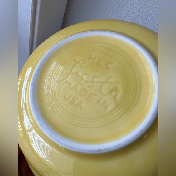 FIESTAWARE Dessert Fruit Bowl | Daffodil Yellow | Set Of 4 - Picture 4 of 4